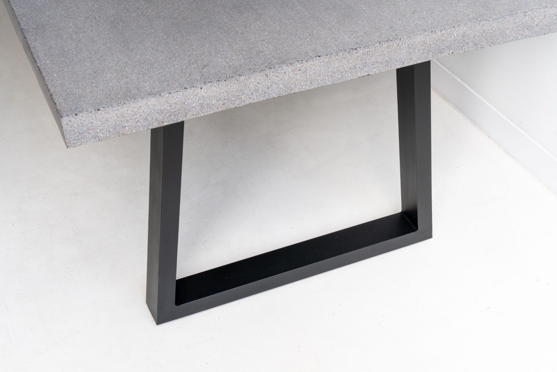2.0m Sierra Elkstone Rectangular Dining Table – Speckled Grey with Black Powder Coated Legs - Image 14