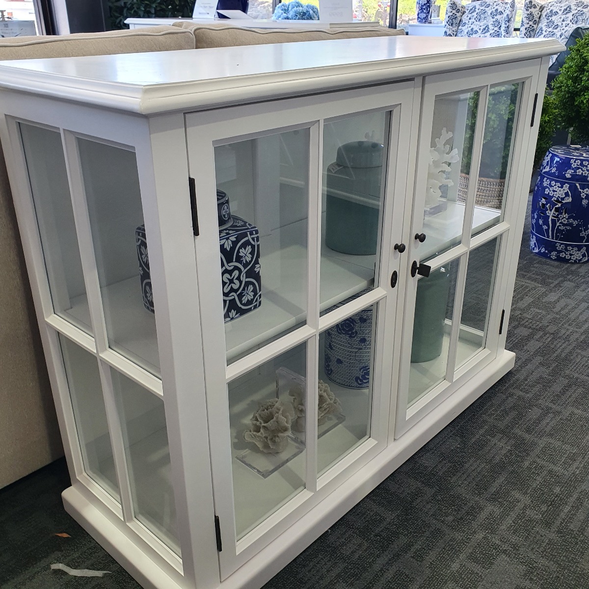 "Sommersby" Timber Glass Buffet 2 Door White, 120cmL x 45cmD x 90cmH - Image 2