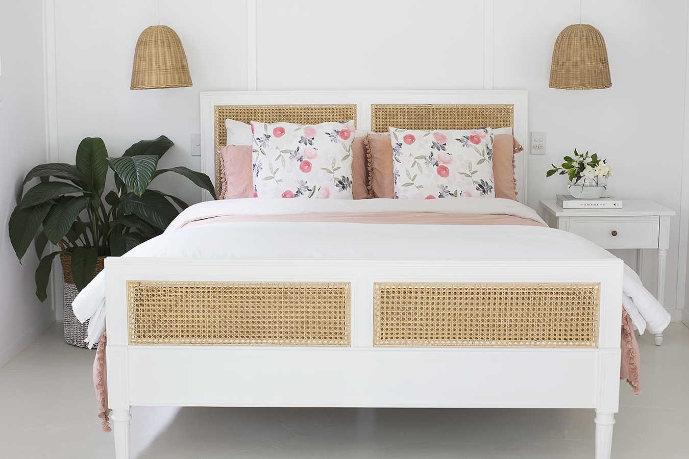 Hamilton Cane Bed Double White, 149cm Wide x 217cm Long x 122cm High - Image 14