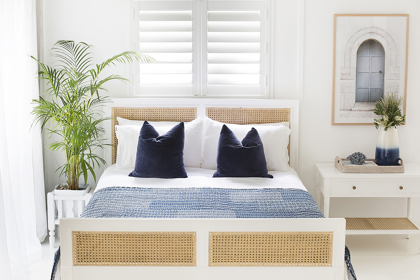 Hamilton Cane Bed Double White, 149cm Wide x 217cm Long x 122cm High - Image 3