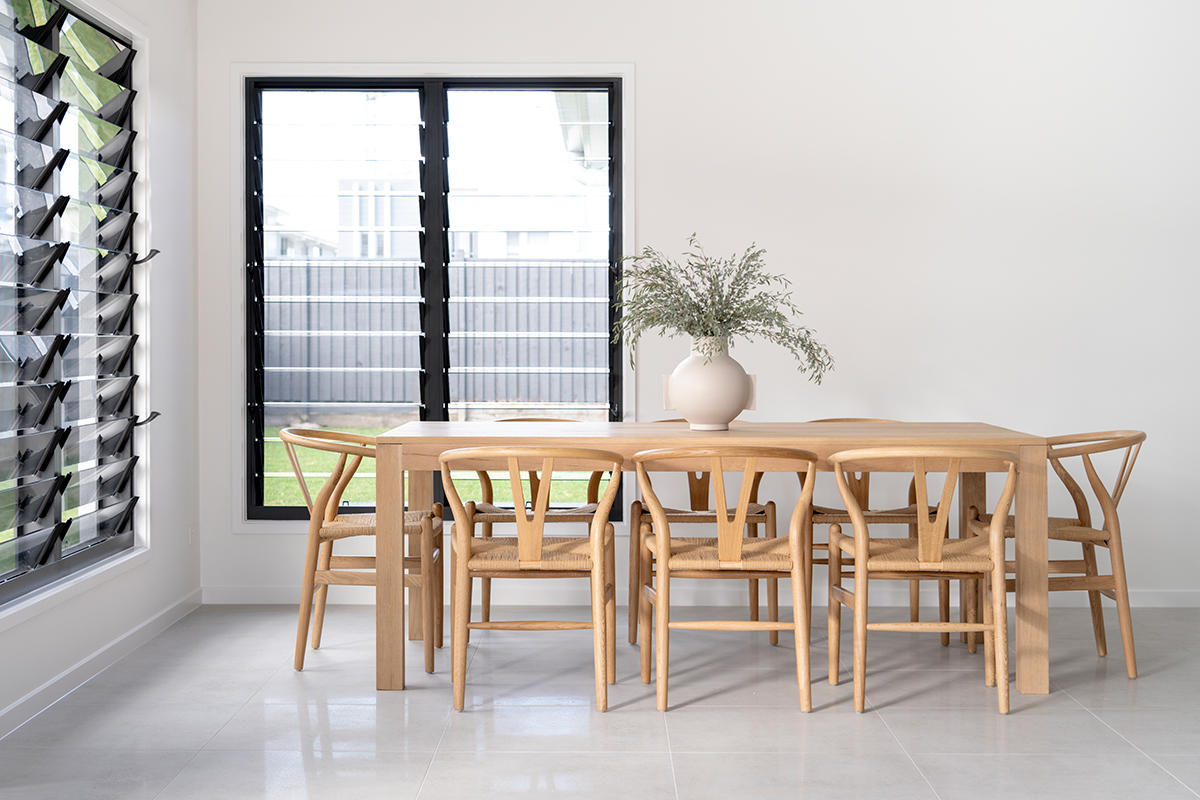 Alexander Dining Table, Width 300cm x Depth 110cm x Height 76cm - Image 11