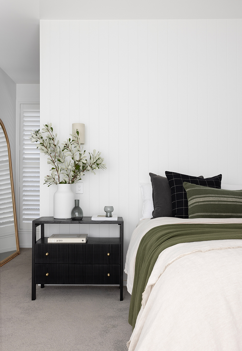 Audrey Nightstand Black, W 80cm x D 42cm x H 70cm - Image 3