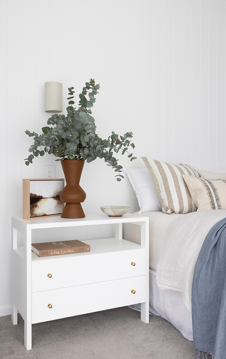 Audrey Nightstand White, W 80cm x D 42cm x H 70cm - Image 7