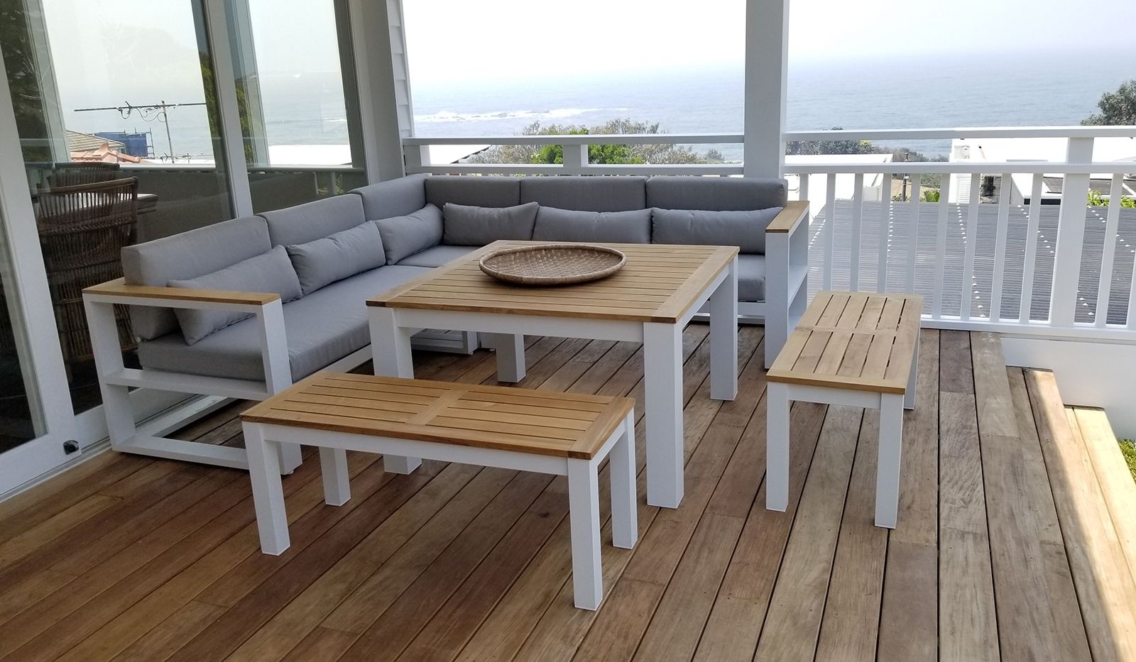 "Newport" Hamptons Style Outdoor Aluminium Lounge & Dining Setting in White with Olefin Grey Cushions - Image 3