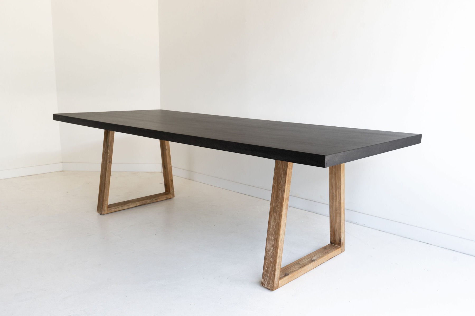 2.0m Sierra Elkstone Rectangular Dining Table – Ebony Black with Light Honey Legs - Image 2