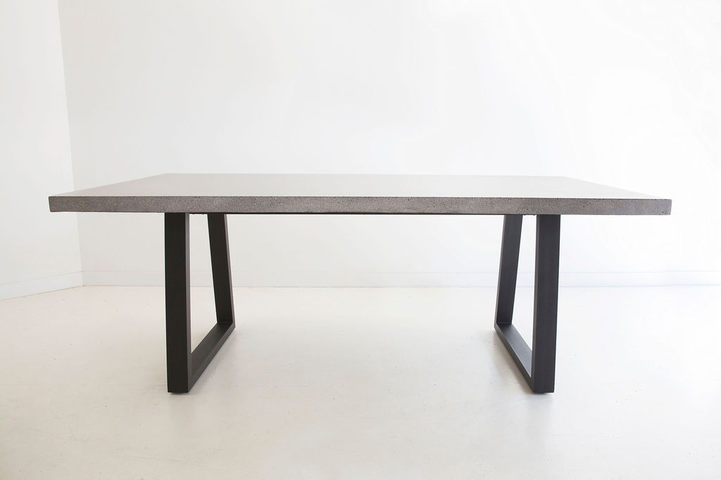 2.0m Sierra Elkstone Rectangular Dining Table – Speckled Grey with Black Powder Coated Legs - Image 4