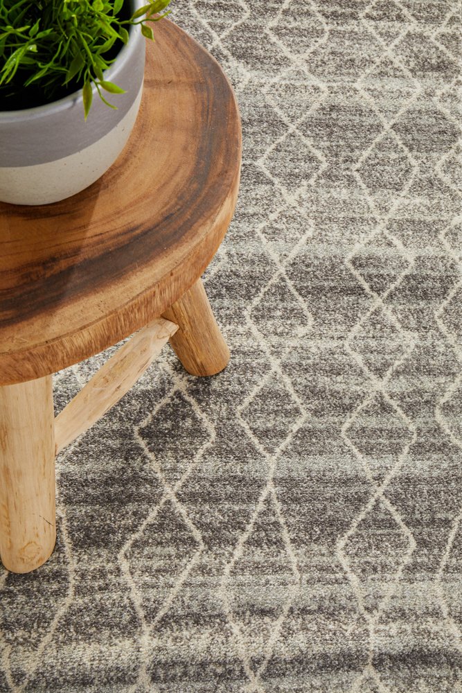 Evoke 257 Hamptons Style Indoor Rug Silver Runner - Image 8