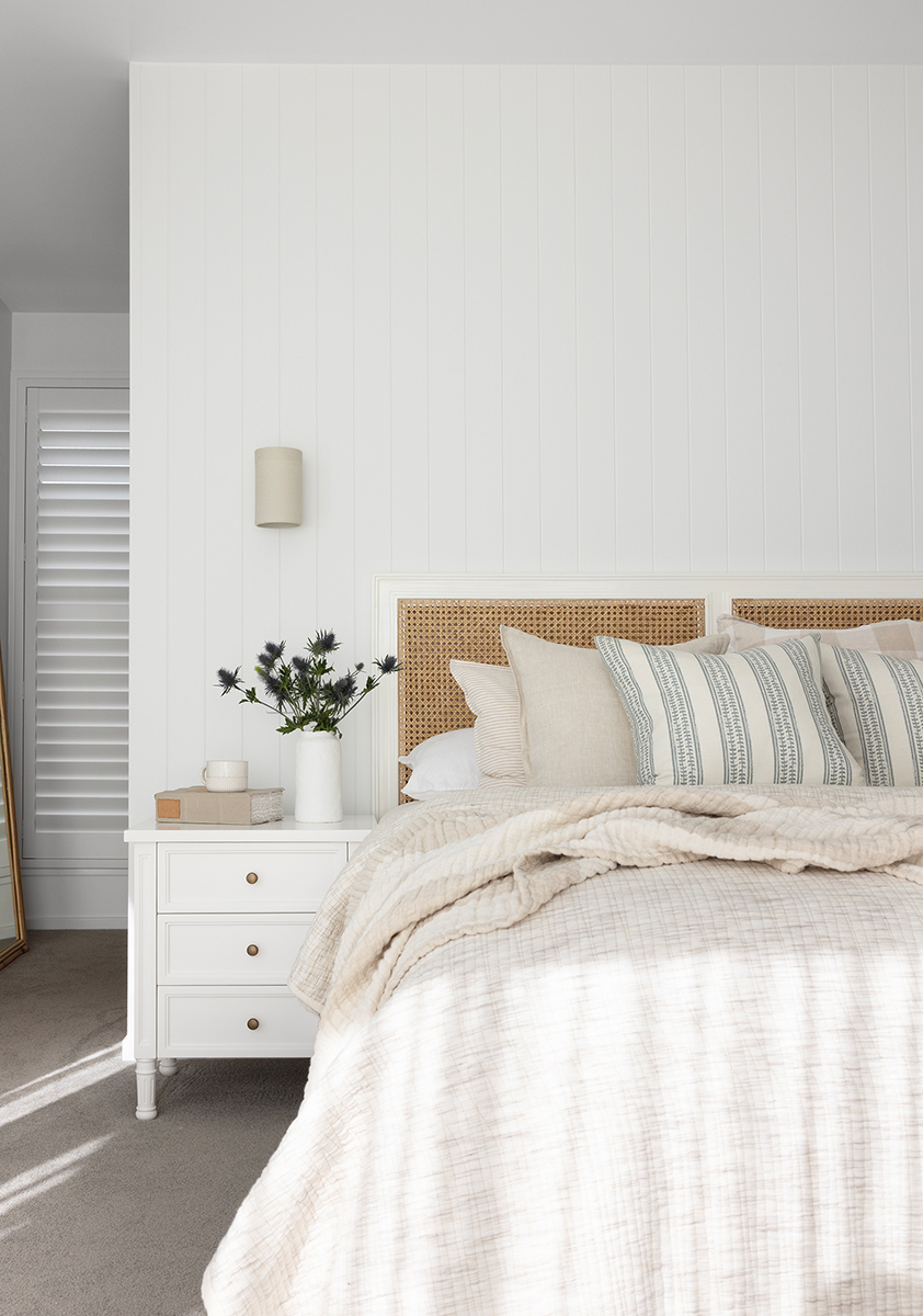 Hamilton Bedside Table 3 Drawer White, Width 57cm × Depth 45cm × Height 67cm - Image 8