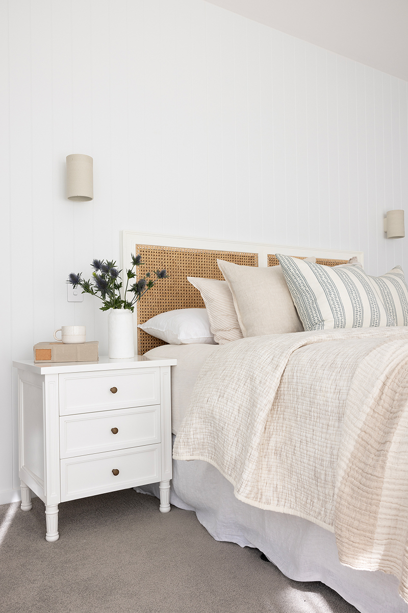 Hamilton Cane Bedhead Queen Size White, Width 153cm × Height 122cm x Depth 4cm - Image 3