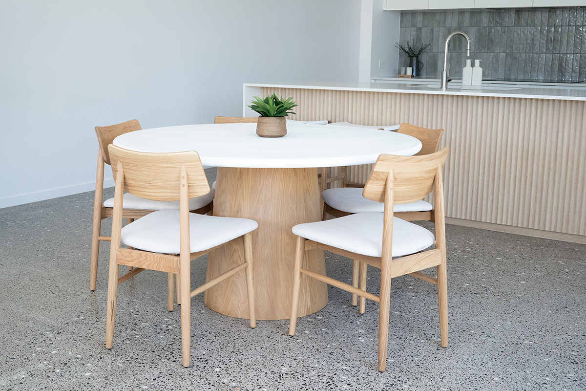 Harlow Dining Table, Width 120cm x Depth 120cm x Height 76cm - Image 2