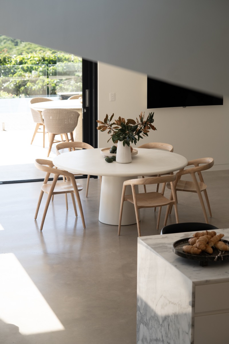 Hugo Dining Table Ivory, DIA 160cm x H 75cm - Image 7
