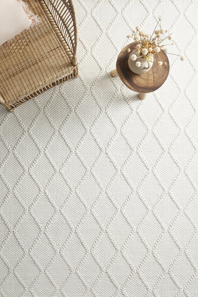 Huxley Hamptons Style Indoor Rug White - Image 2