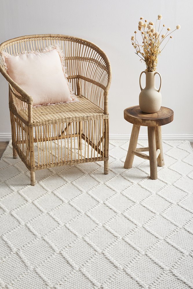 Huxley Hamptons Style Indoor Rug White - Image 3