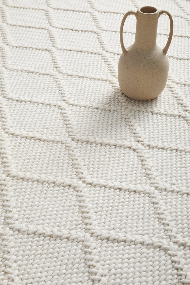 Huxley Hamptons Style Indoor Rug White - Image 10