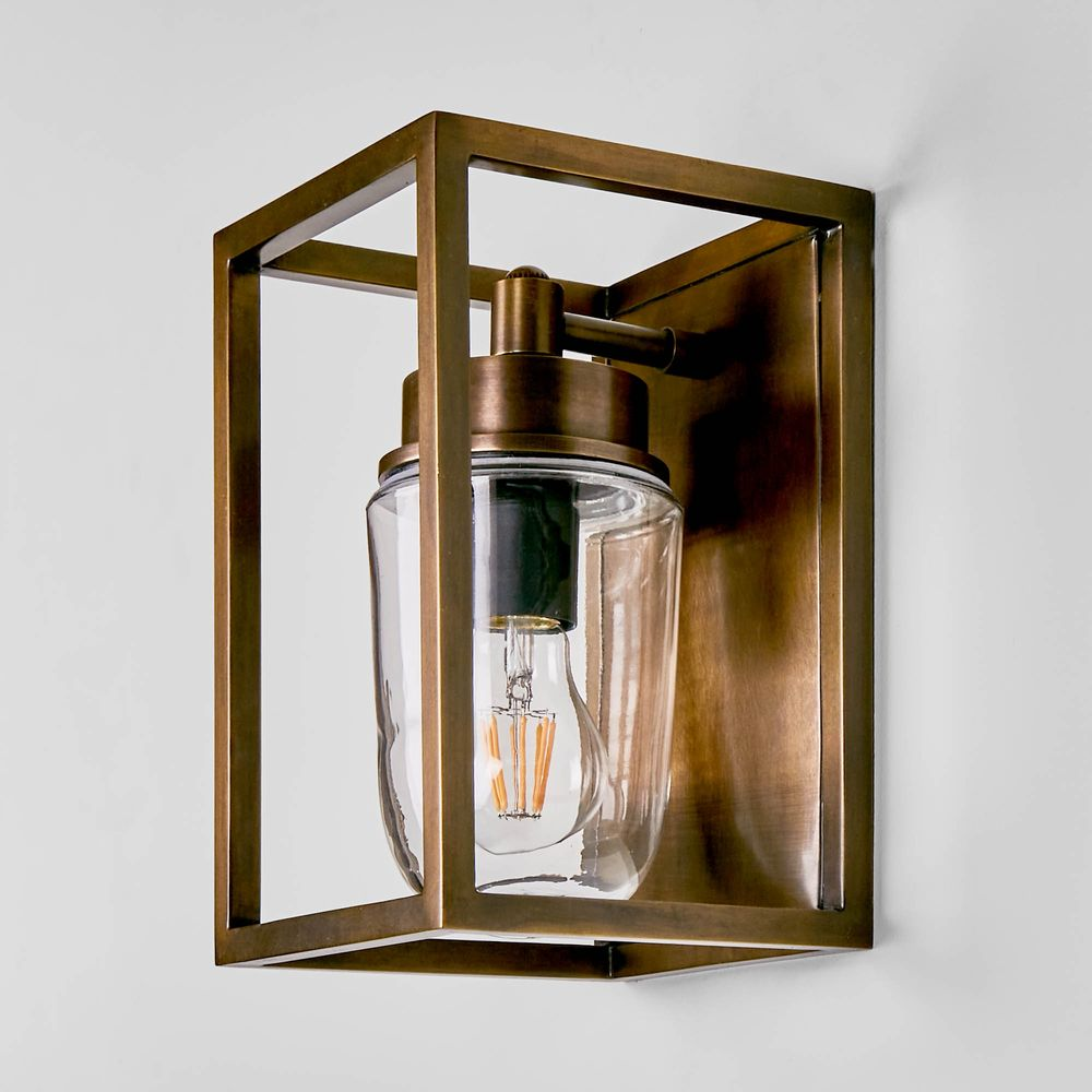 Wellington Outdoor Wall Light Brass (RRP $616) - Image 3