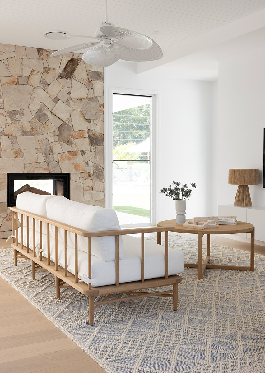 Clovelly Round Coffee Table American Oak, W 100cm x H 47cm - Image 12