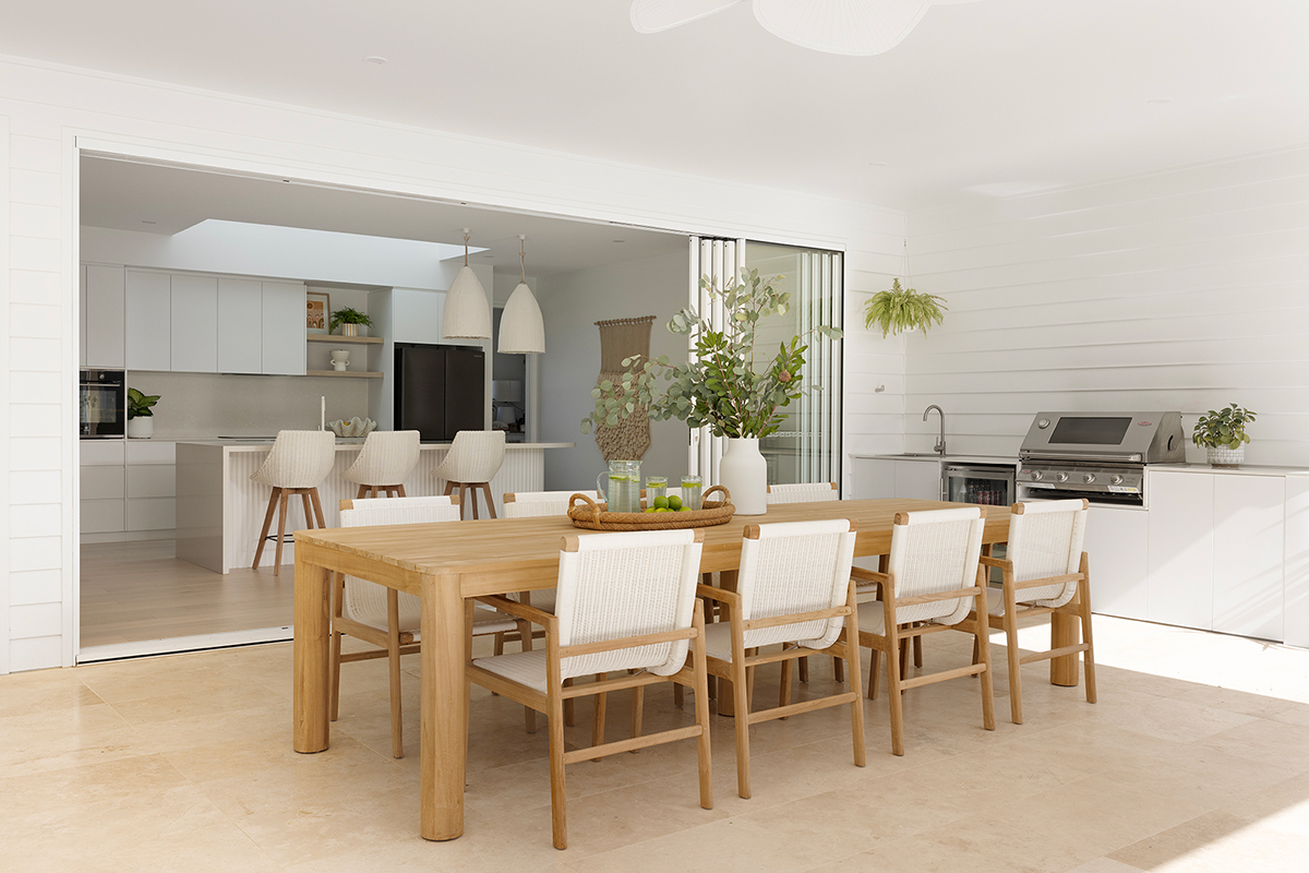 Peninsular Outdoor Chair White, W 56.5cm x D 55cm x H 86cm - Image 7