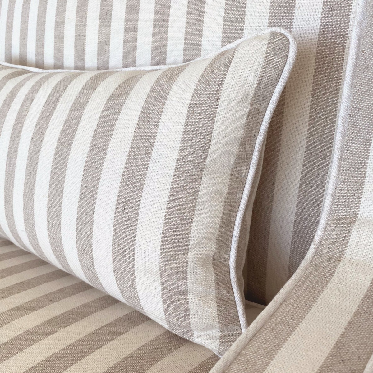 Bondi Hamptons 2 Seat Sofa Natural Stripe W/White Piping, W 155cm D 92cm H 94cm (RRP $1999) - Image 6