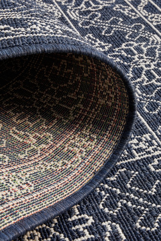 "Seaside" Hamptons Style Outdoor/Indoor Rug, Navy - Image 9
