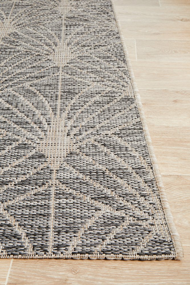 "Terrace" Hamptons Style Outdoor/Indoor Rug, Black - Image 7