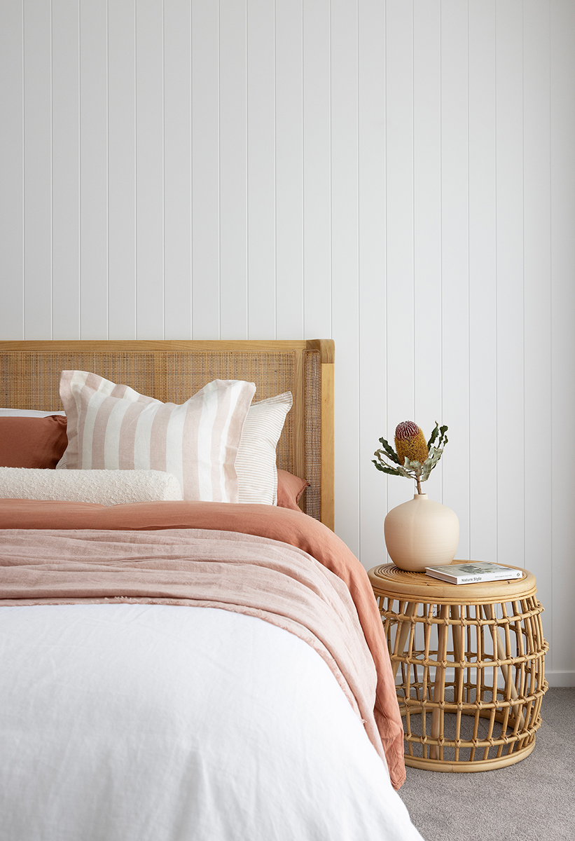 Castaway Bedhead King, Width 205cm x Height 125cm x Depth 15cm - Image 7