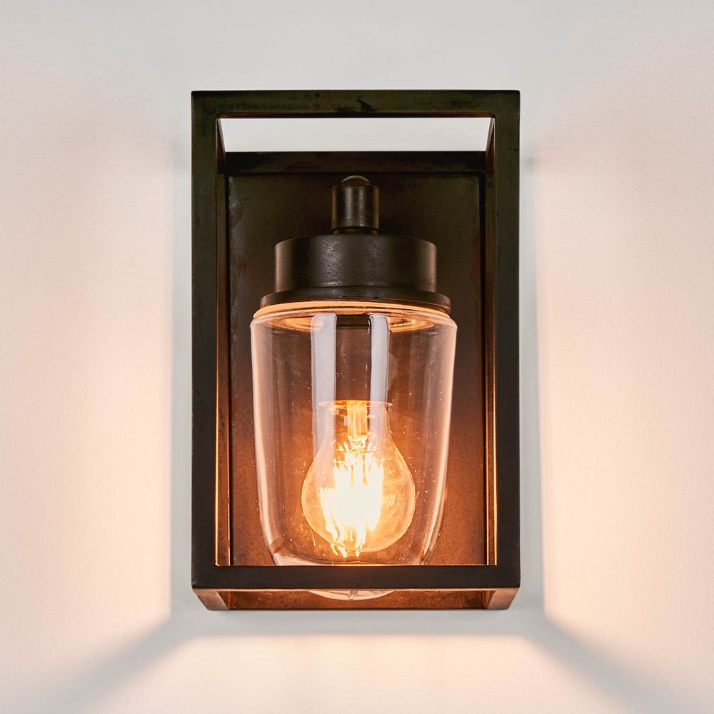 Wellington Outdoor Wall Light Black (RRP $616) - Image 2