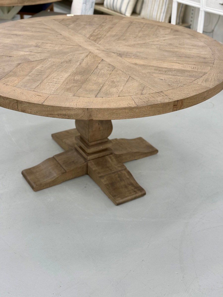 "Whitsunday" Hamptons Style Parquetry Hardwood Timber 180cm Round Dining Table, Hamptons Grey (RRP $3999) - Image 5