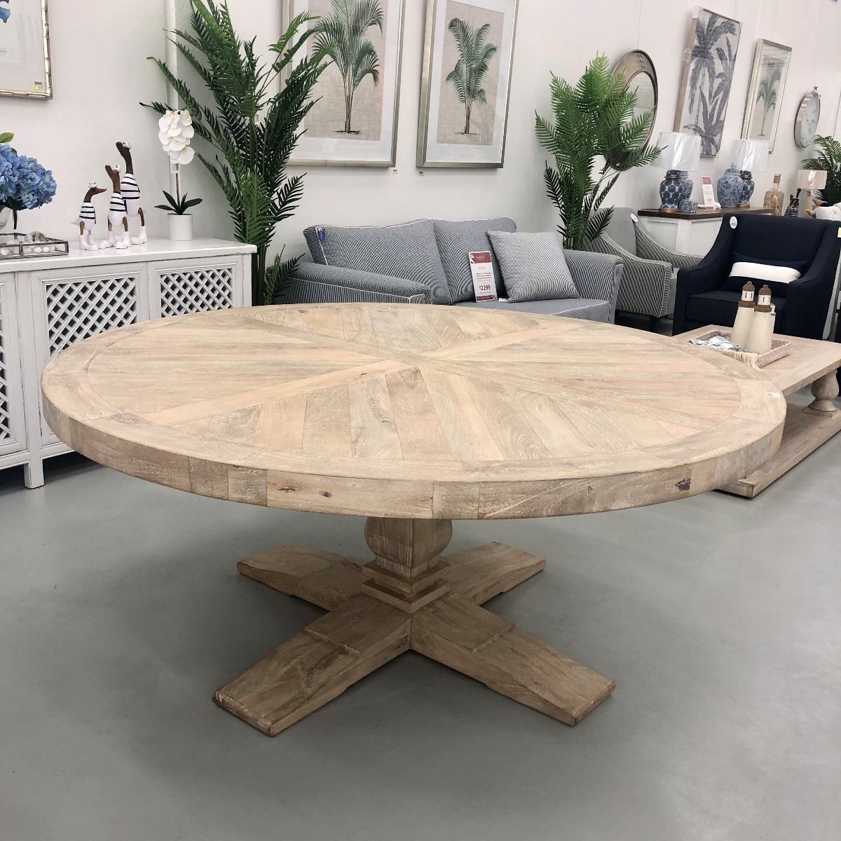 "Whitsunday" Hamptons Style Parquetry Hardwood Timber 180cm Round Dining Table, Beachwhite Finish (RRP $3999) - Image 2
